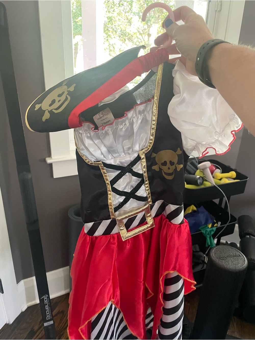 Bundle of cute kids costumes ages 6-8
